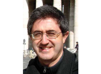 Granados: Comunione ai divorziati risposati?
Resta il "no" in ogni caso, il Papa non ha cambiato
